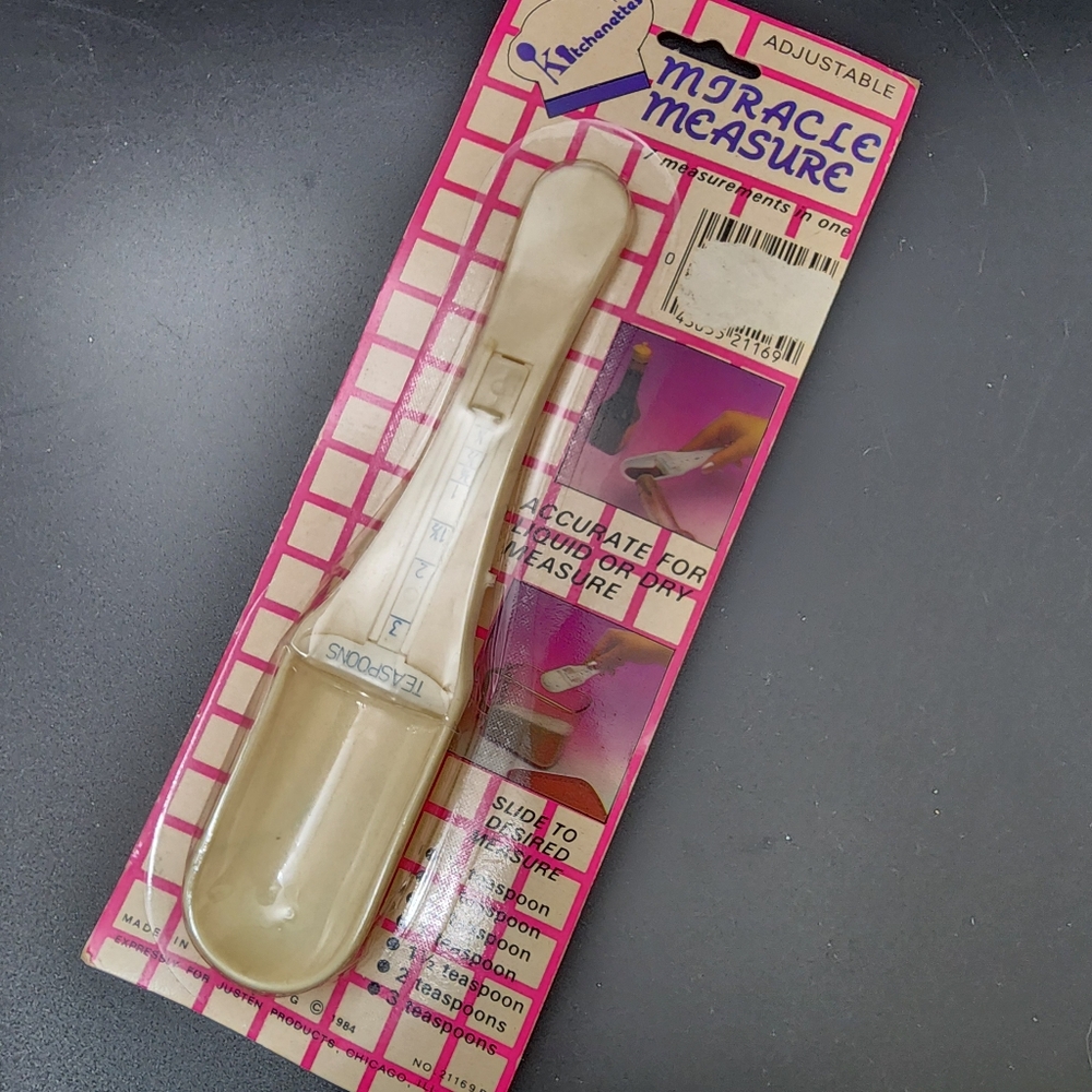 Miracle Measure Adjustable Measuring Spoon - 1/4 to 3 Teaspoons 1984 brand new